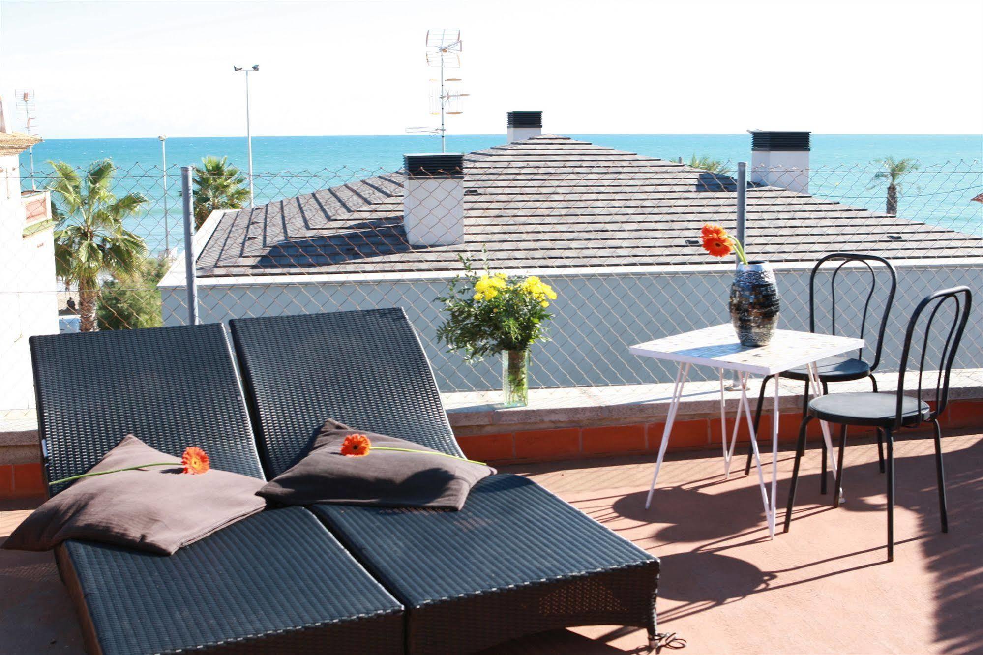 Hotel Los Globos Sitges Exterior foto